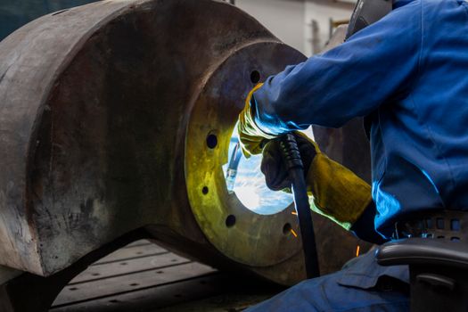 Welding Machines: Types and Selection