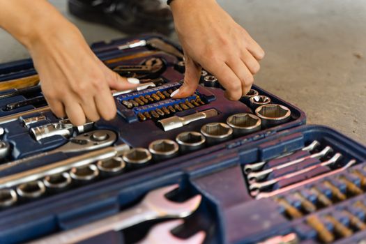 Common Plumbing Installation Tools